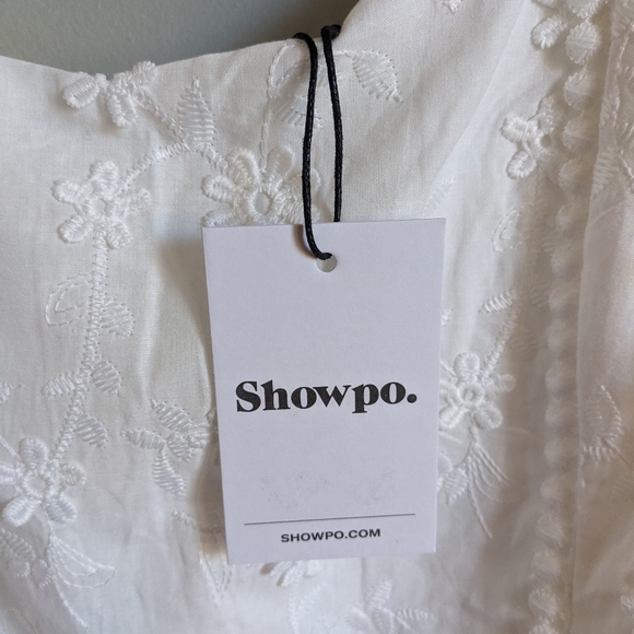 NWT Showpo. White Square Neck Embroidered Mini Dress, size 14 - Picture 8 of 9